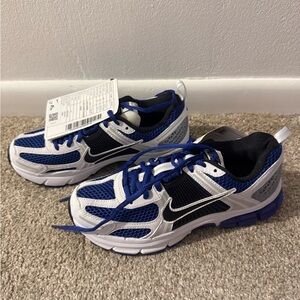 Nike Kids Vomero Blue White Black Mesh Sneakers-SAMPLE